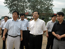 2009年8月，山东省副省长才利民莅临集团齐河园区视察工作